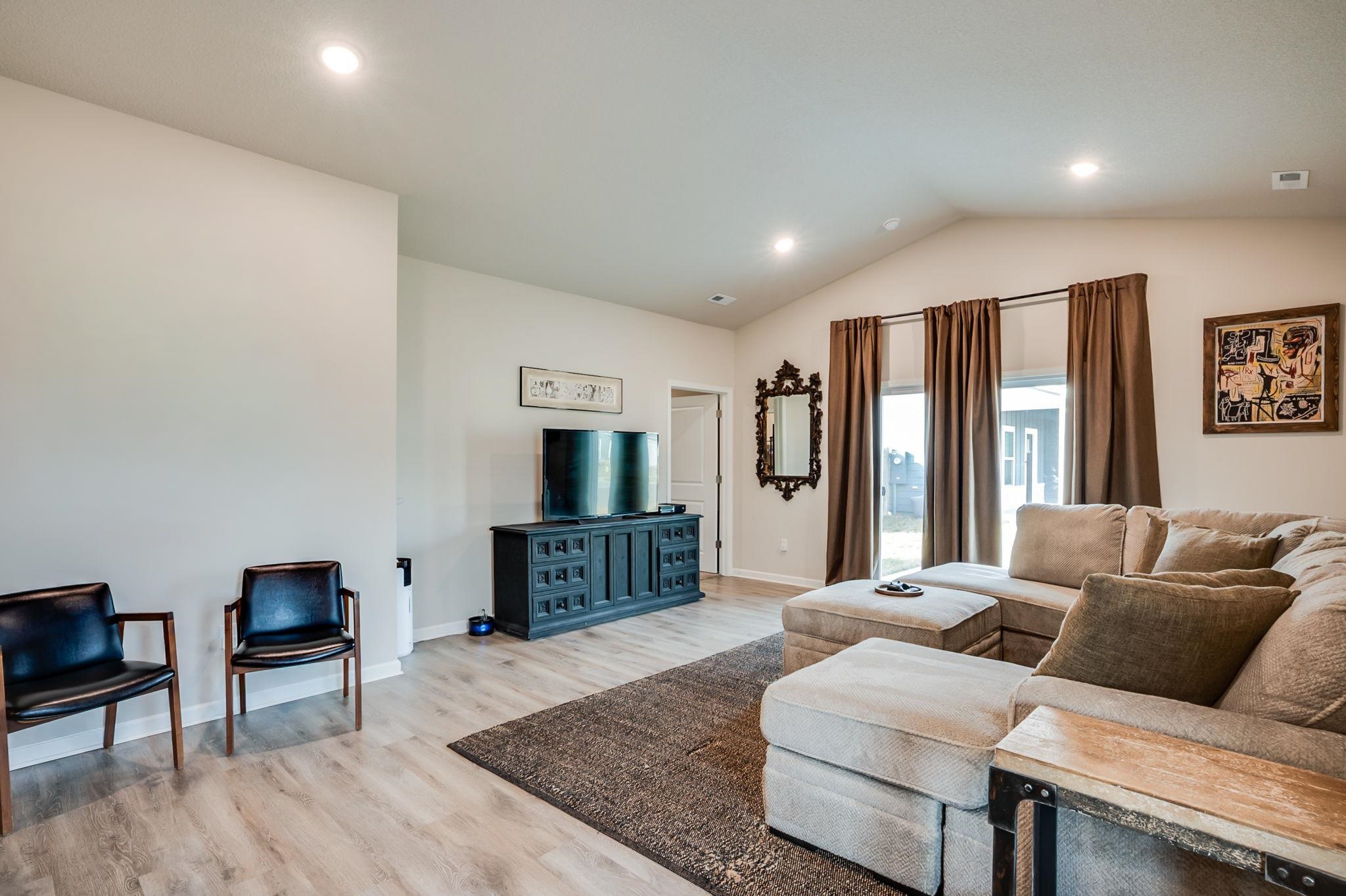 2757 S Cypress Court Wichita KS 67210