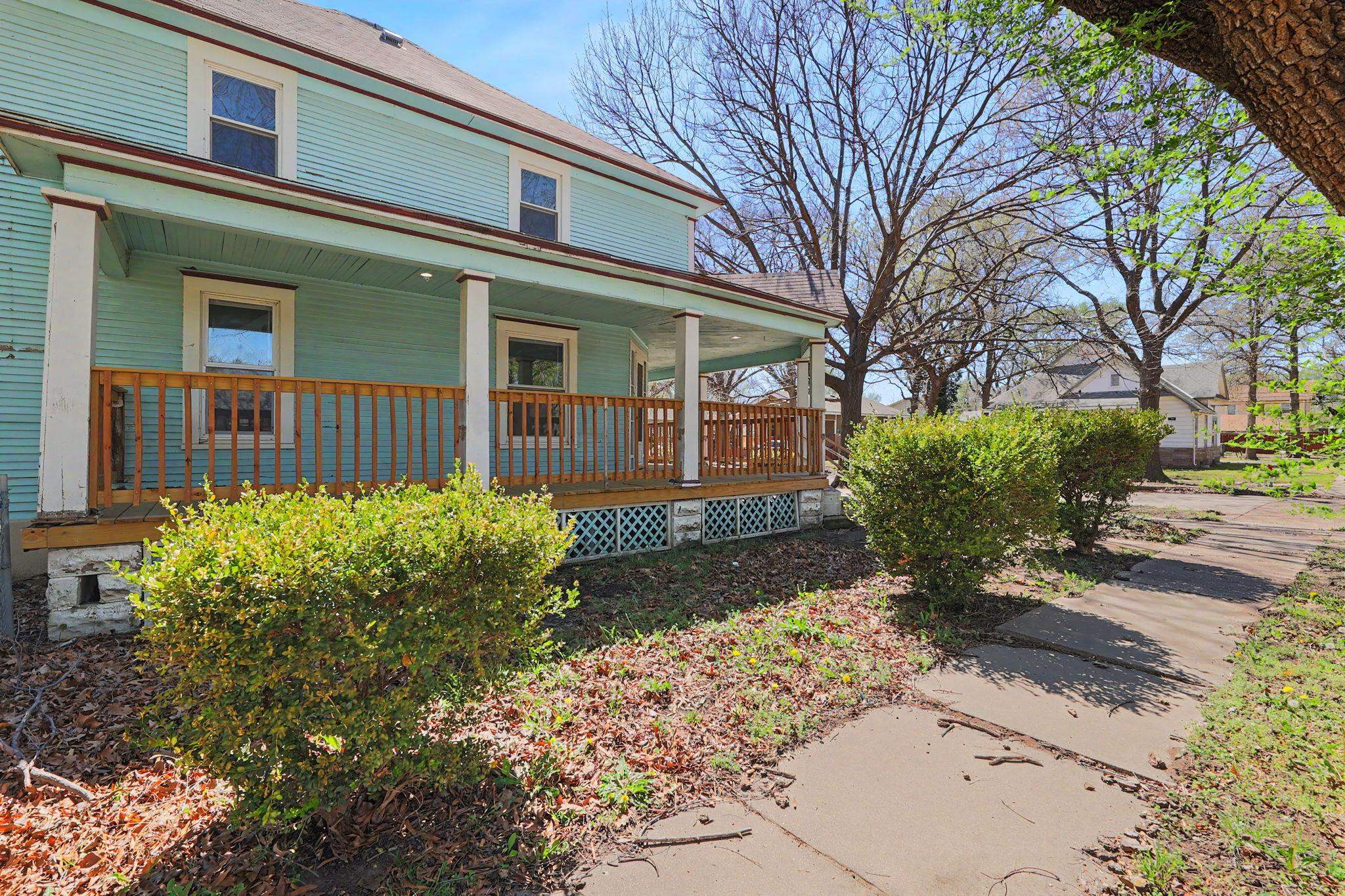 1002 S Lulu Street Wichita KS 67211
