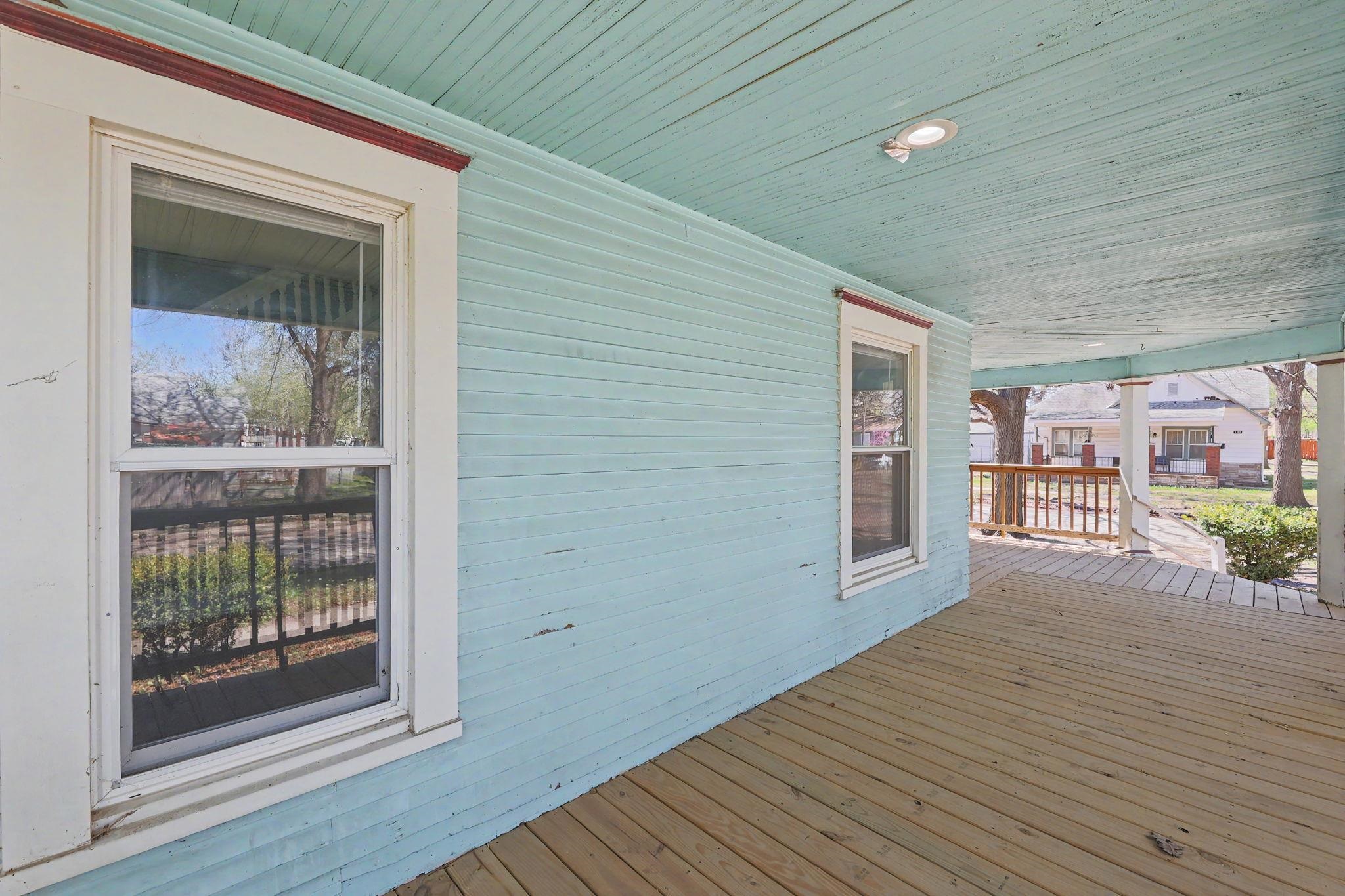 1002 S Lulu Street Wichita KS 67211