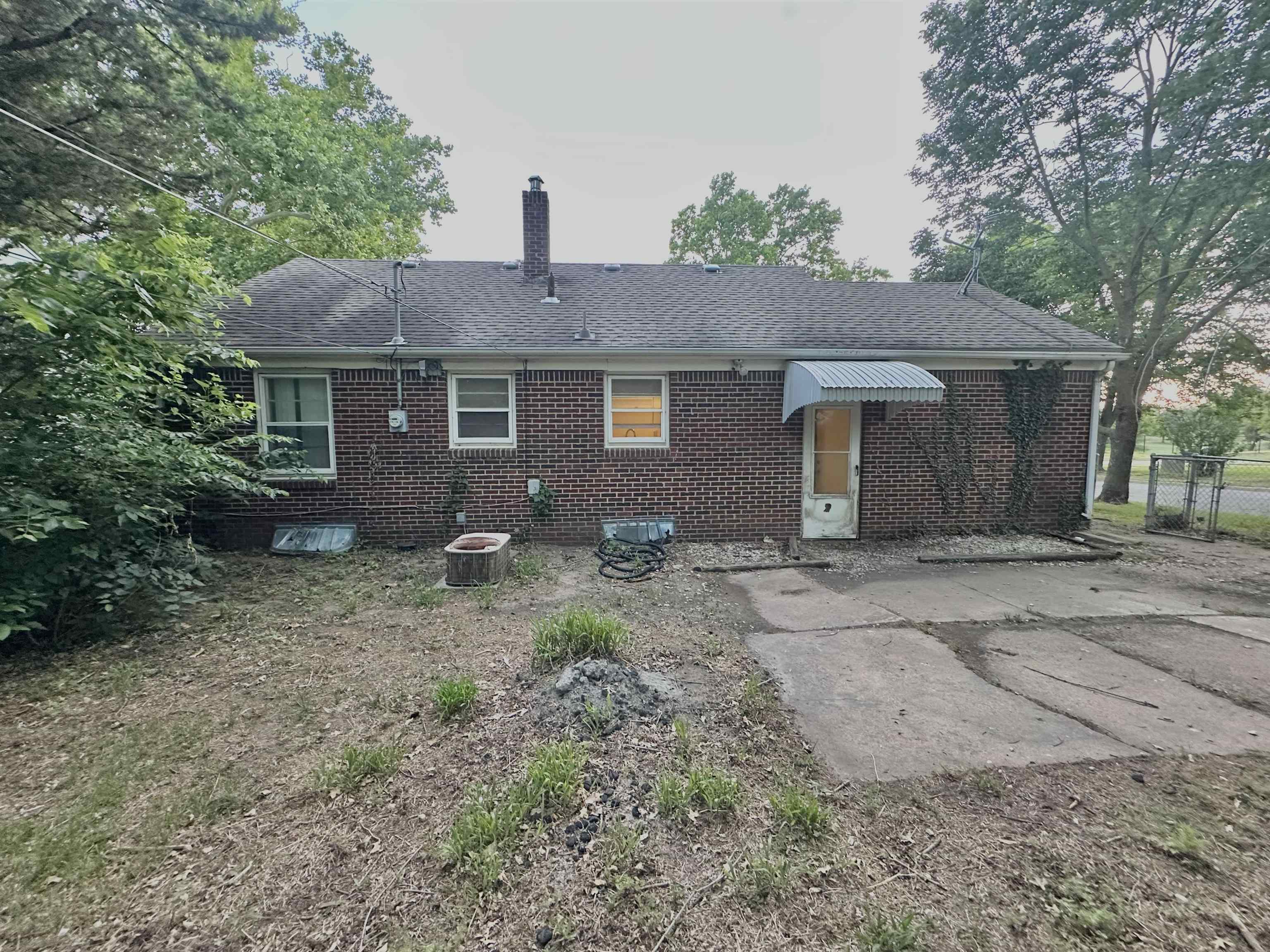 1158 N Crestway Wichita KS 67208