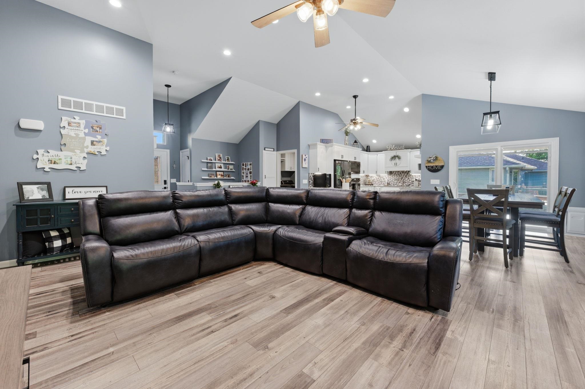 9711 W Bella Vista Wichita KS 67212