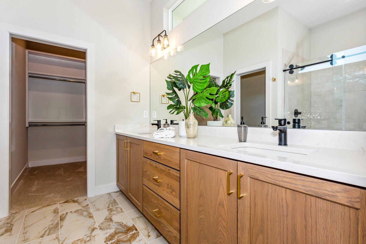 4646 W Emerald Bay Court Wichita KS 67205