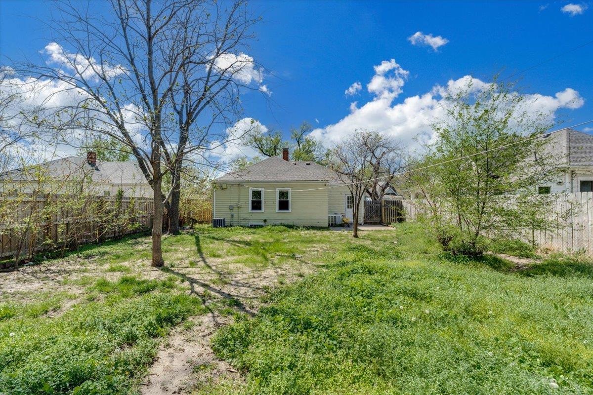 1126 S Lulu Avenue Wichita KS 67211