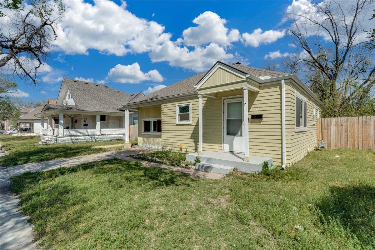 1126 S Lulu Avenue Wichita KS 67211