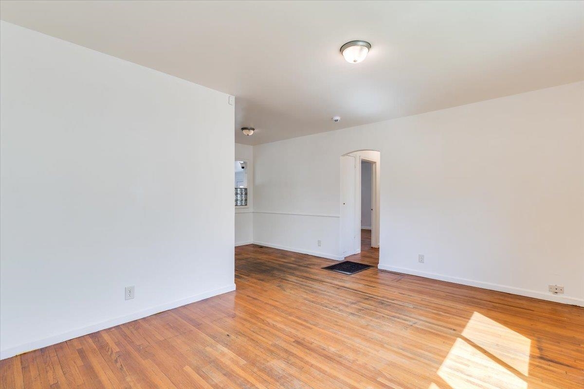 1126 S Lulu Avenue Wichita KS 67211
