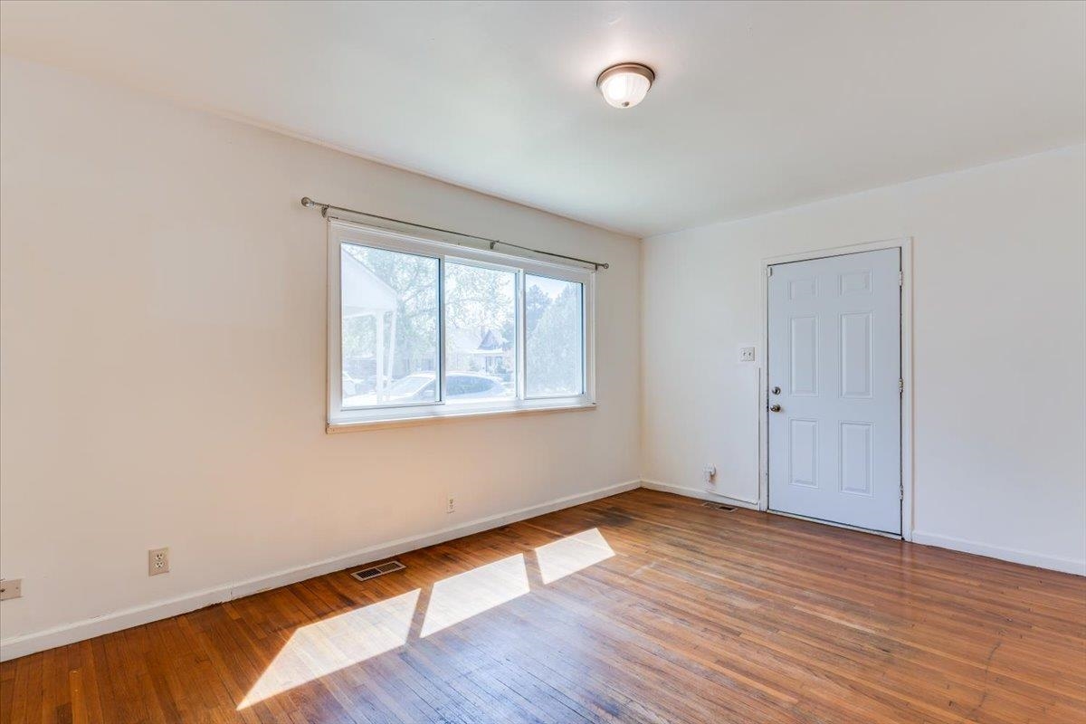 1126 S Lulu Avenue Wichita KS 67211