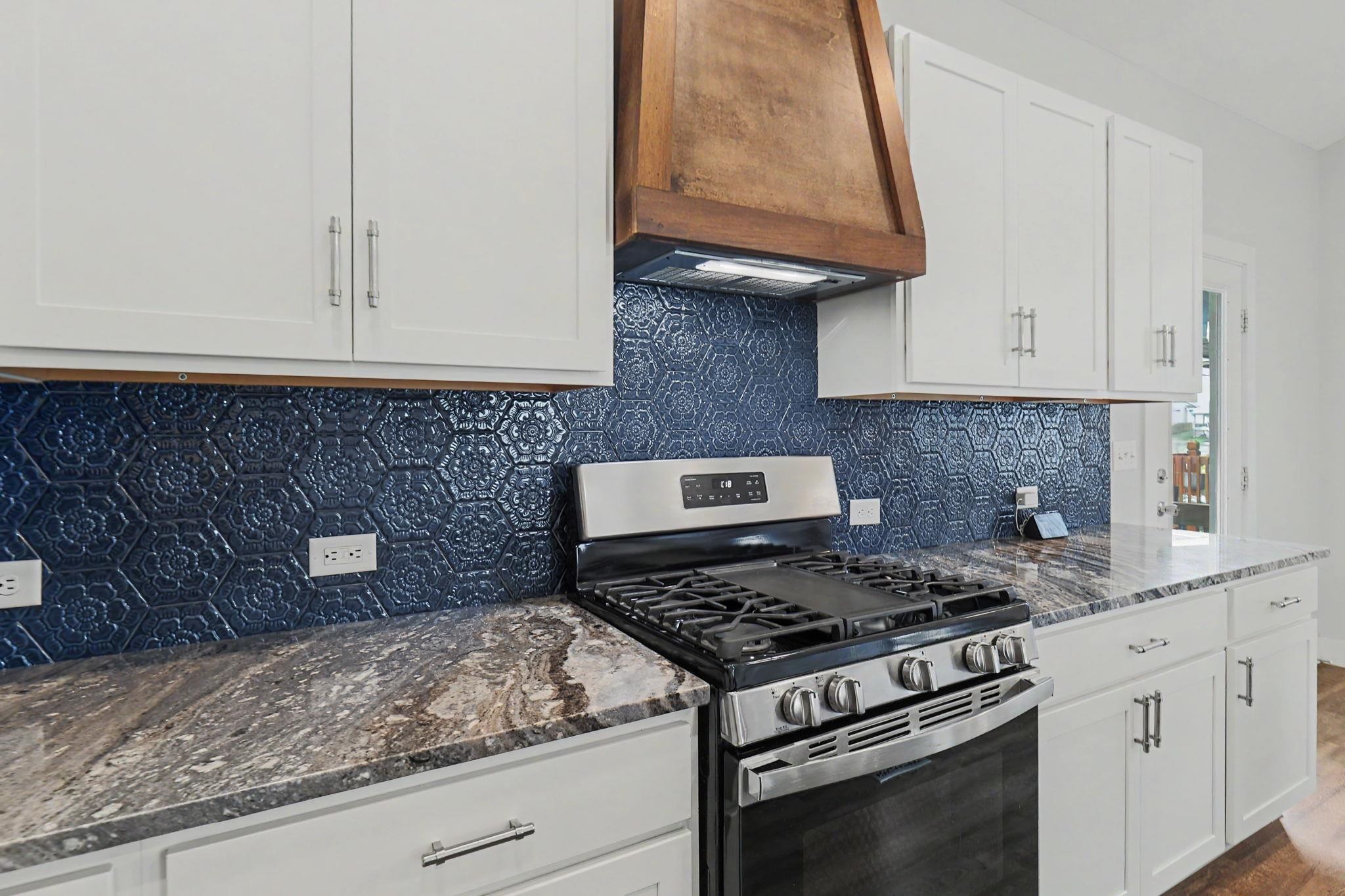 2911 E Reiss Park City KS 67219