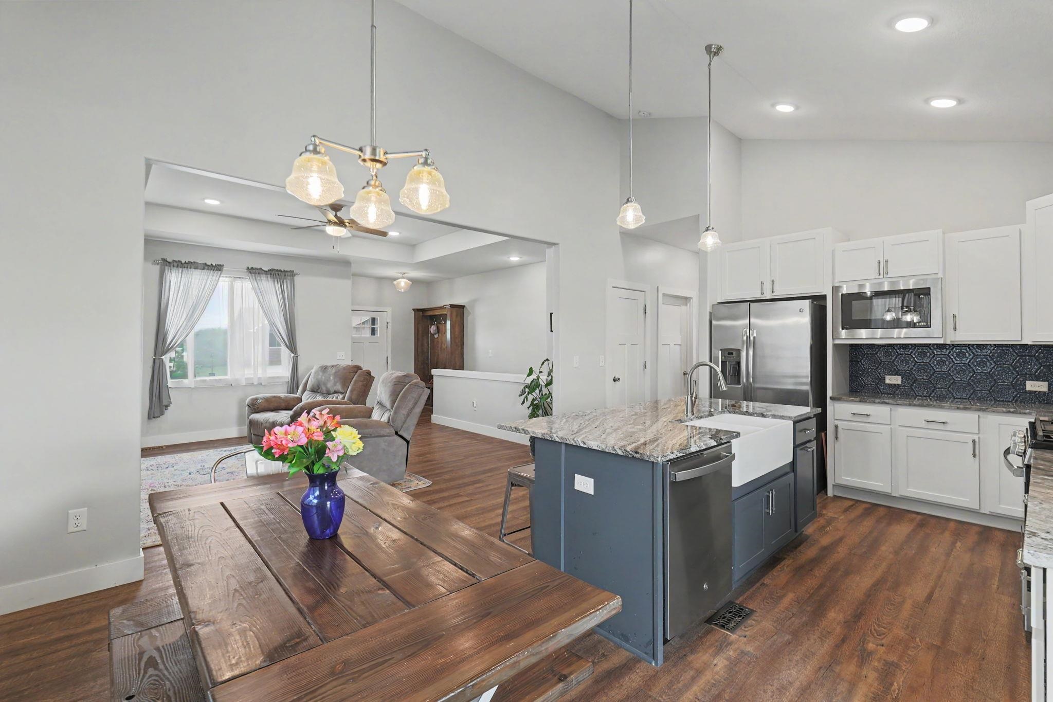 2911 E Reiss Park City KS 67219