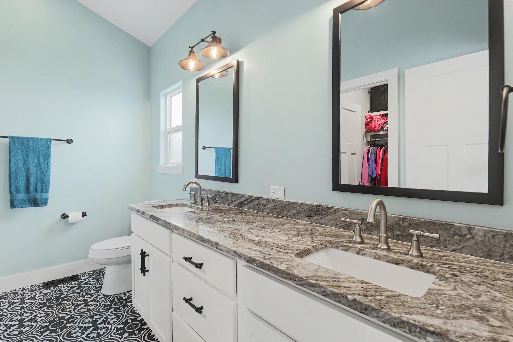 2911 E Reiss Park City KS 67219
