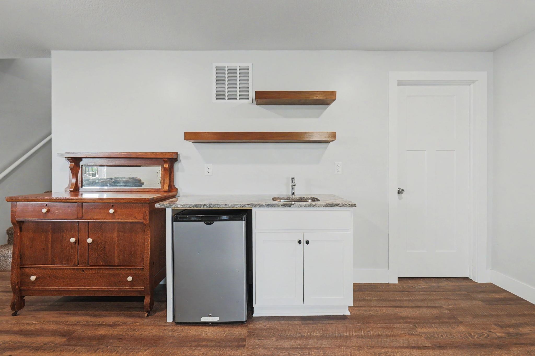 2911 E Reiss Park City KS 67219