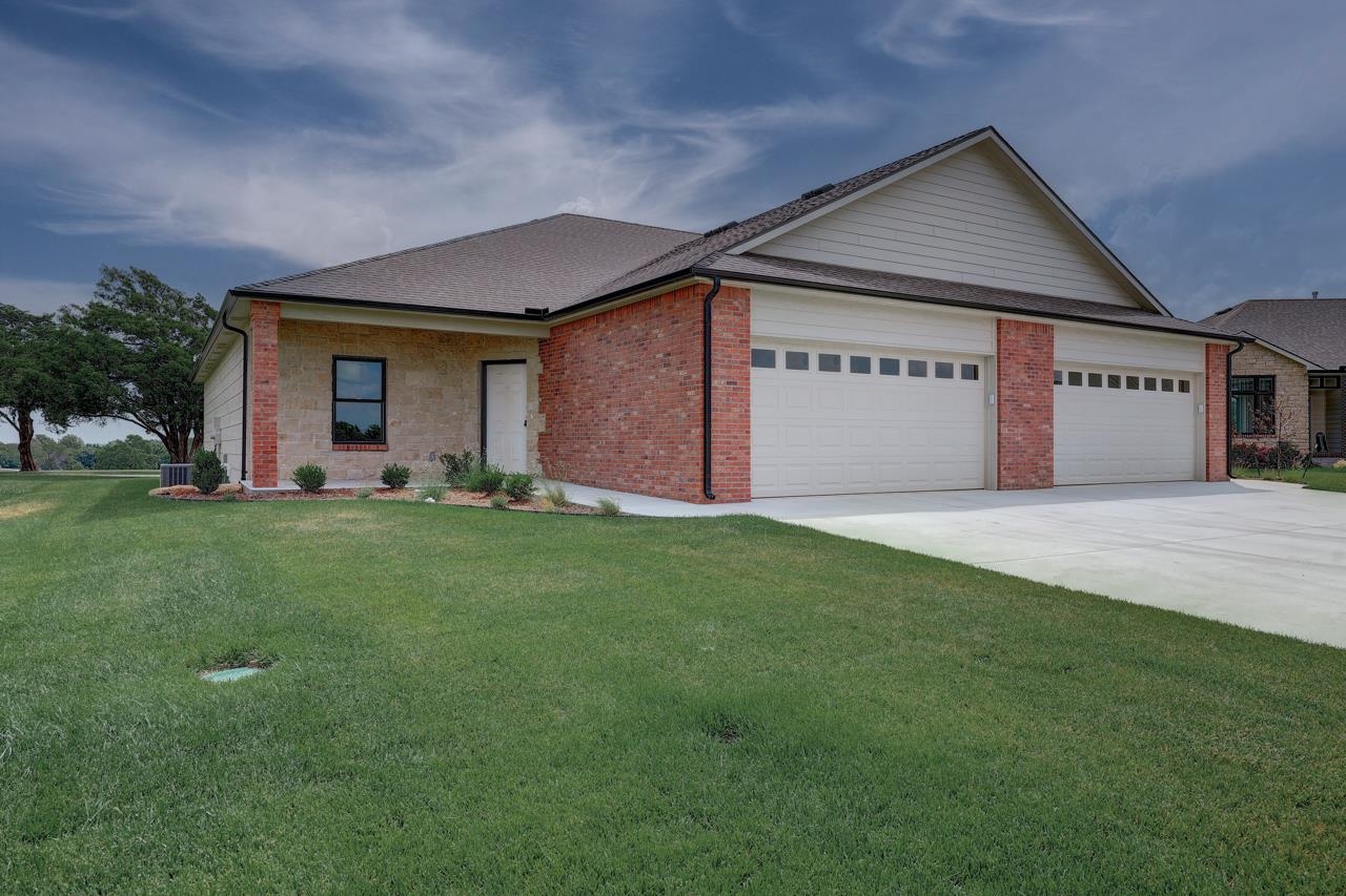 3112 Long Court Winfield KS 67156