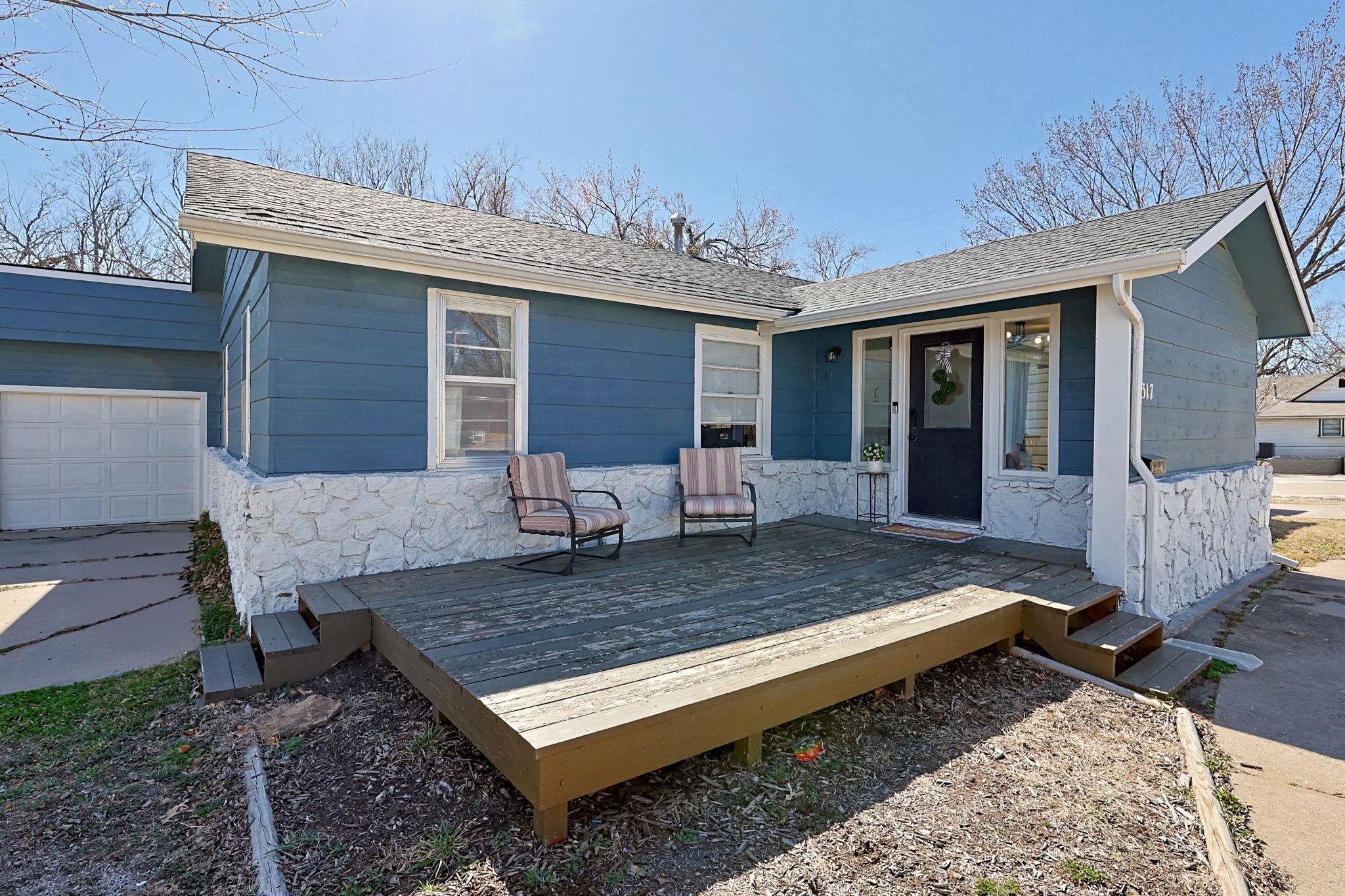 317 E 6th Street Halstead KS 67056