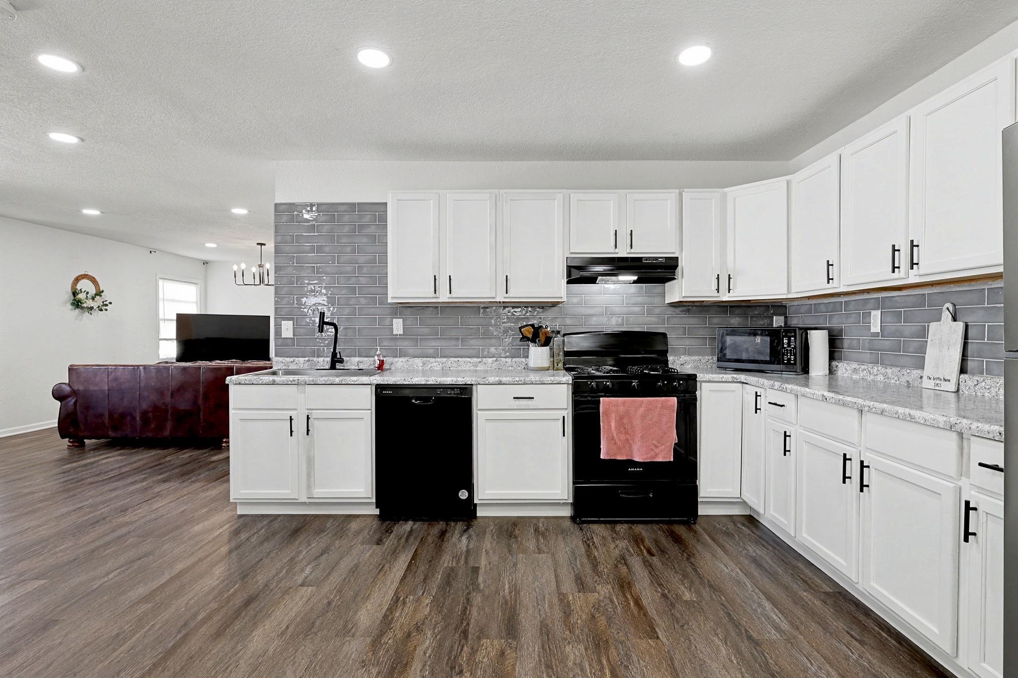317 E 6th Street Halstead KS 67056