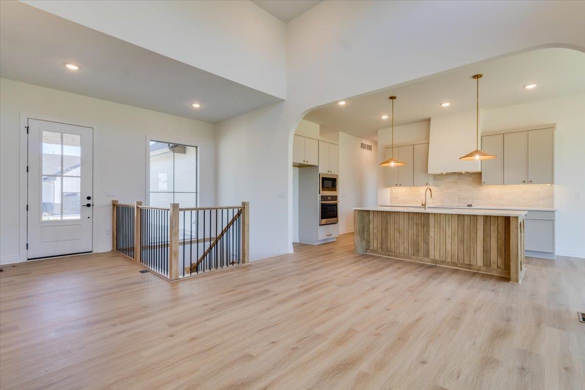 4431 N Grey Meadows Court Maize KS 67101