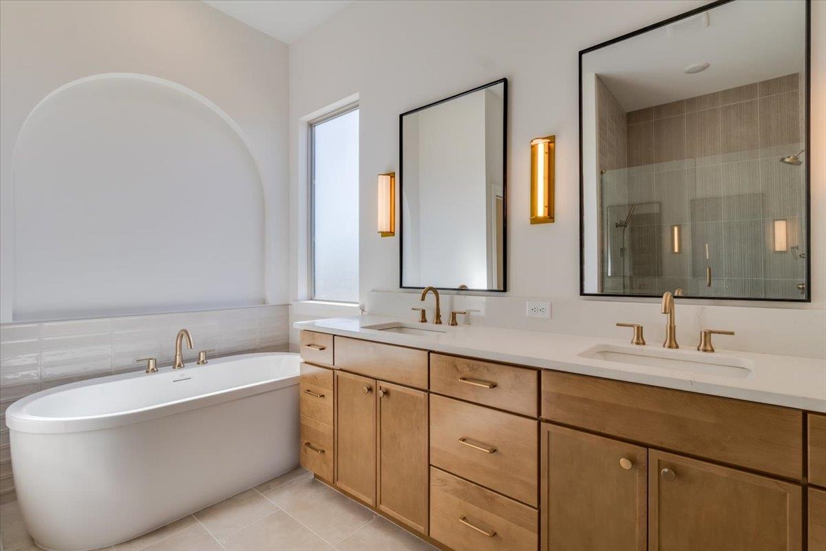 4431 N Grey Meadows Court Maize KS 67101