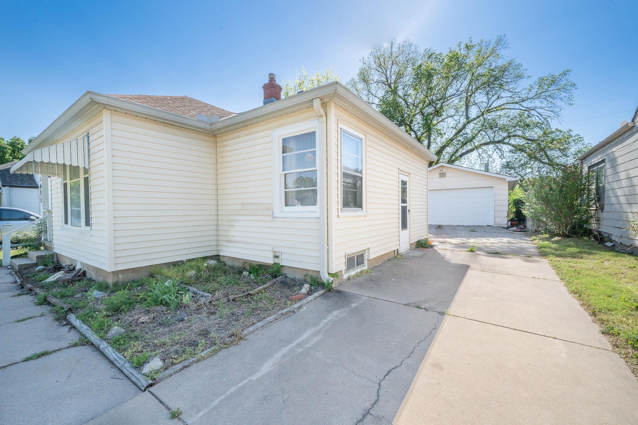 1511 N Burns Street Wichita KS 67203
