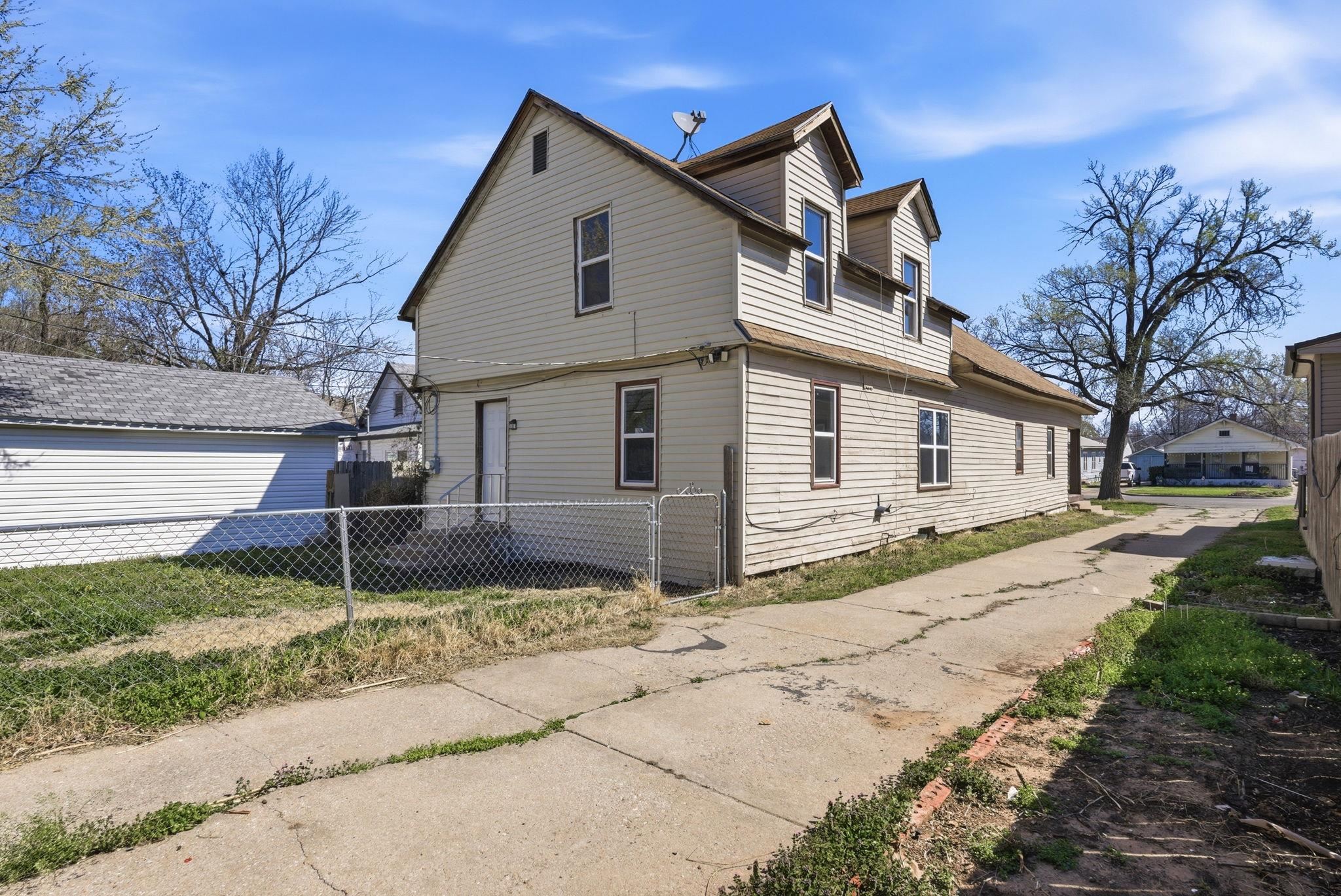 1841 S Main Street Wichita KS 67213