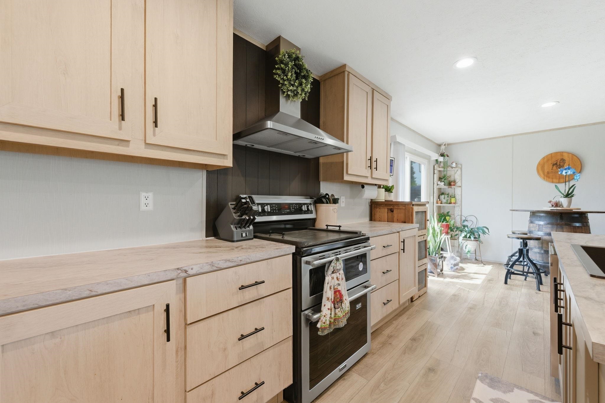 519 E 3rd Street Eureka KS 67045-1903