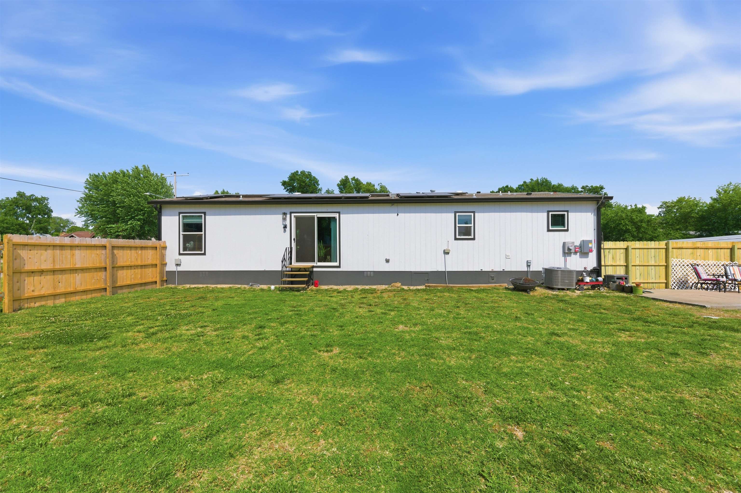 519 E 3rd Street Eureka KS 67045-1903