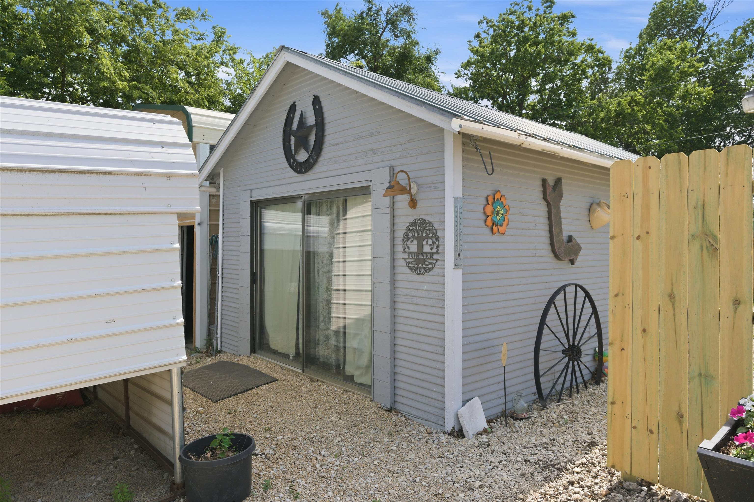 519 E 3rd Street Eureka KS 67045-1903