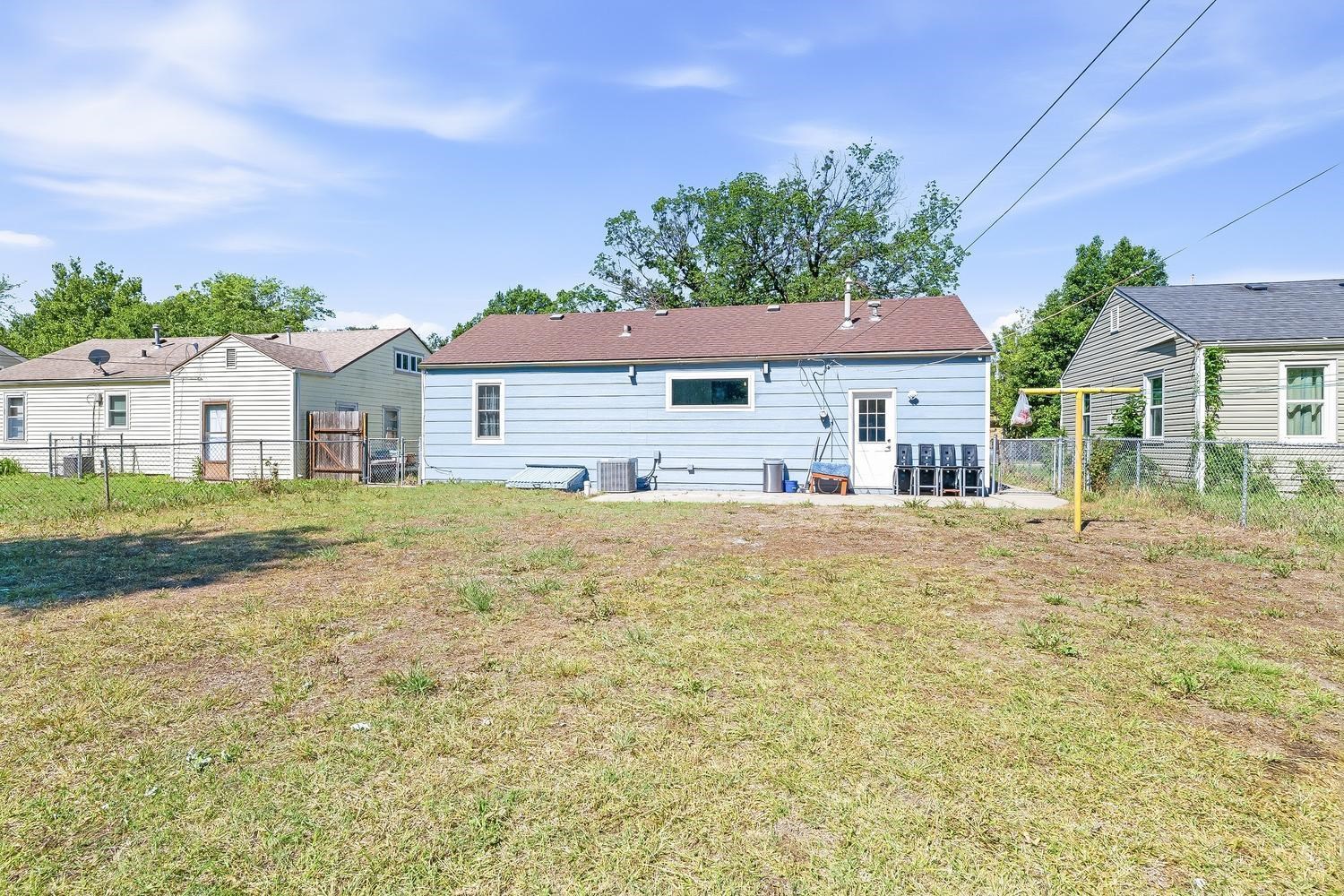 2038 S Poplar Street Wichita KS 67211