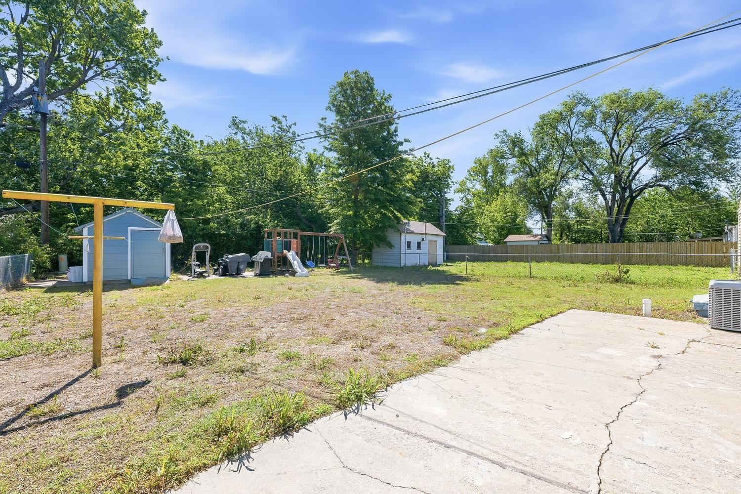 2038 S Poplar Street Wichita KS 67211