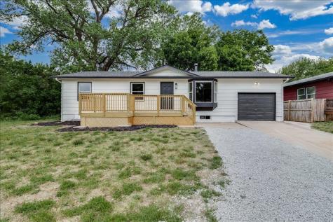 305 Central Avenue Newton KS 67114