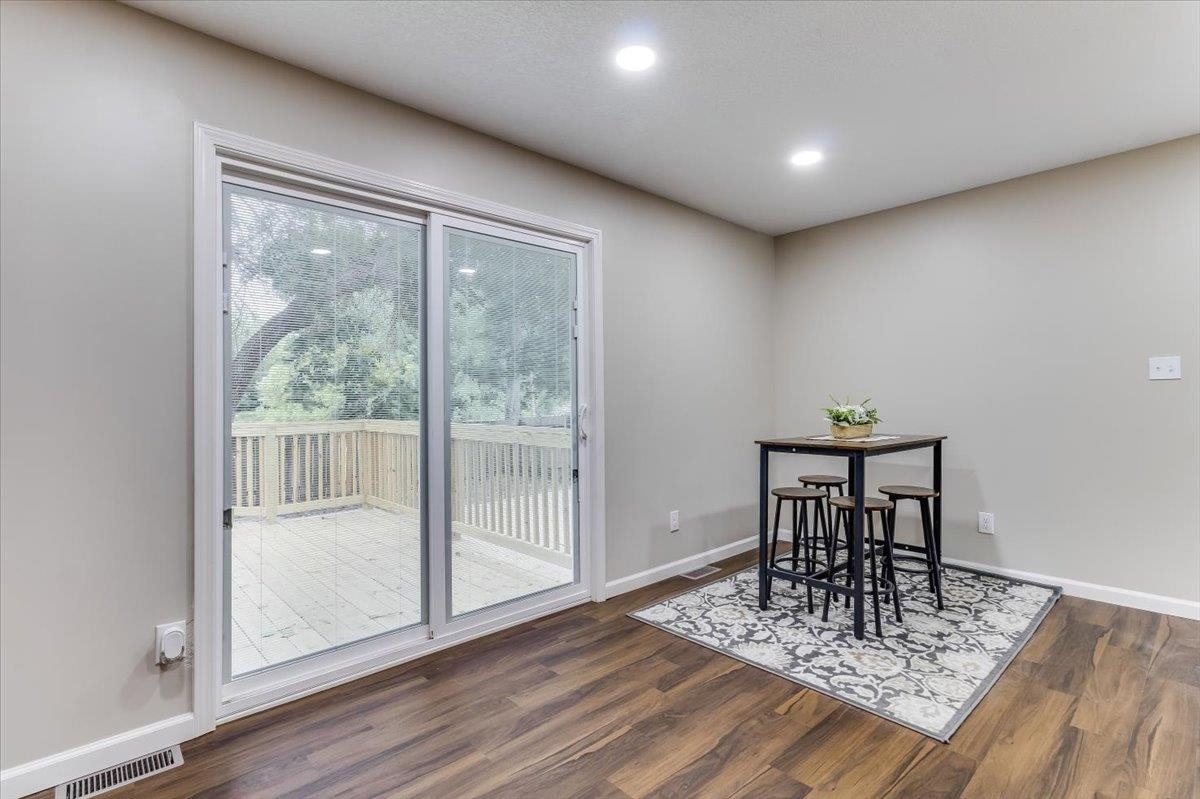 305 Central Avenue Newton KS 67114