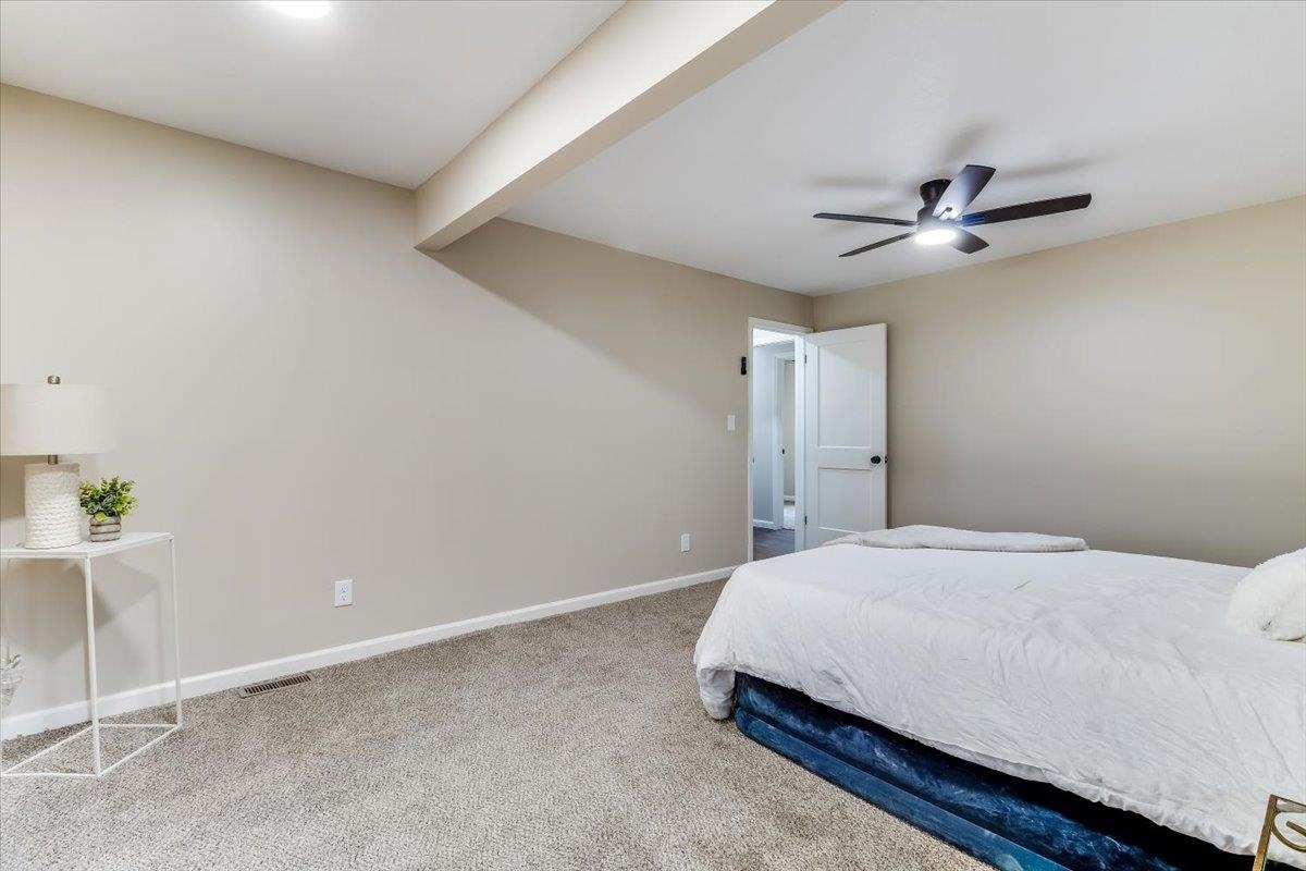 305 Central Avenue Newton KS 67114