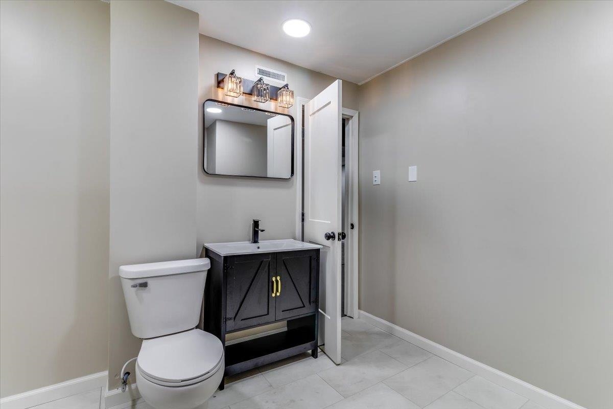 305 Central Avenue Newton KS 67114