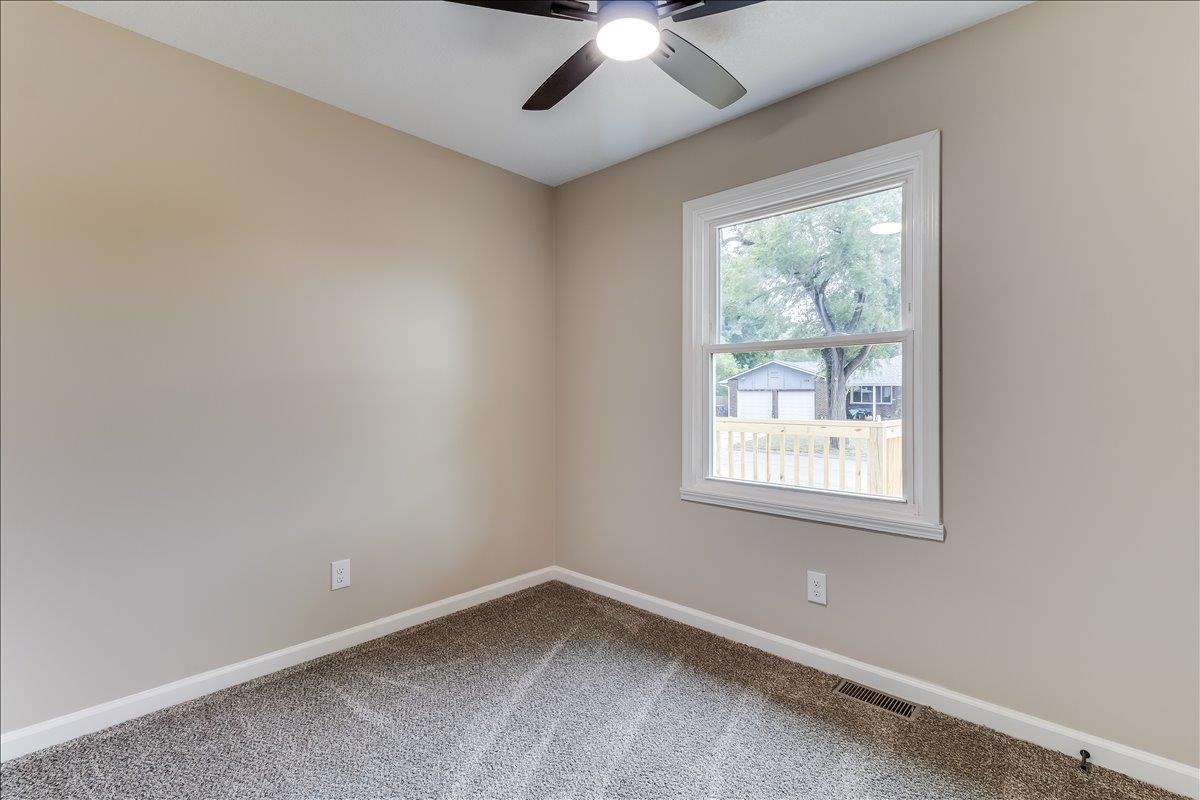 305 Central Avenue Newton KS 67114