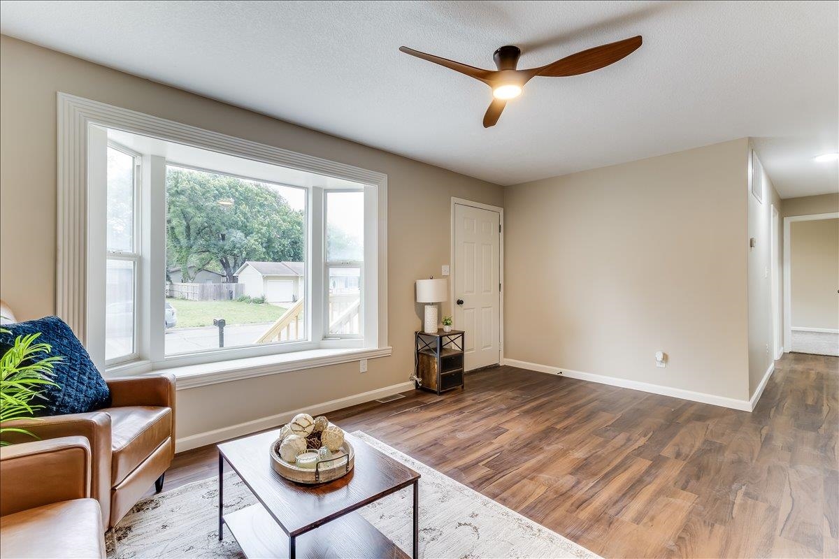 305 Central Avenue Newton KS 67114