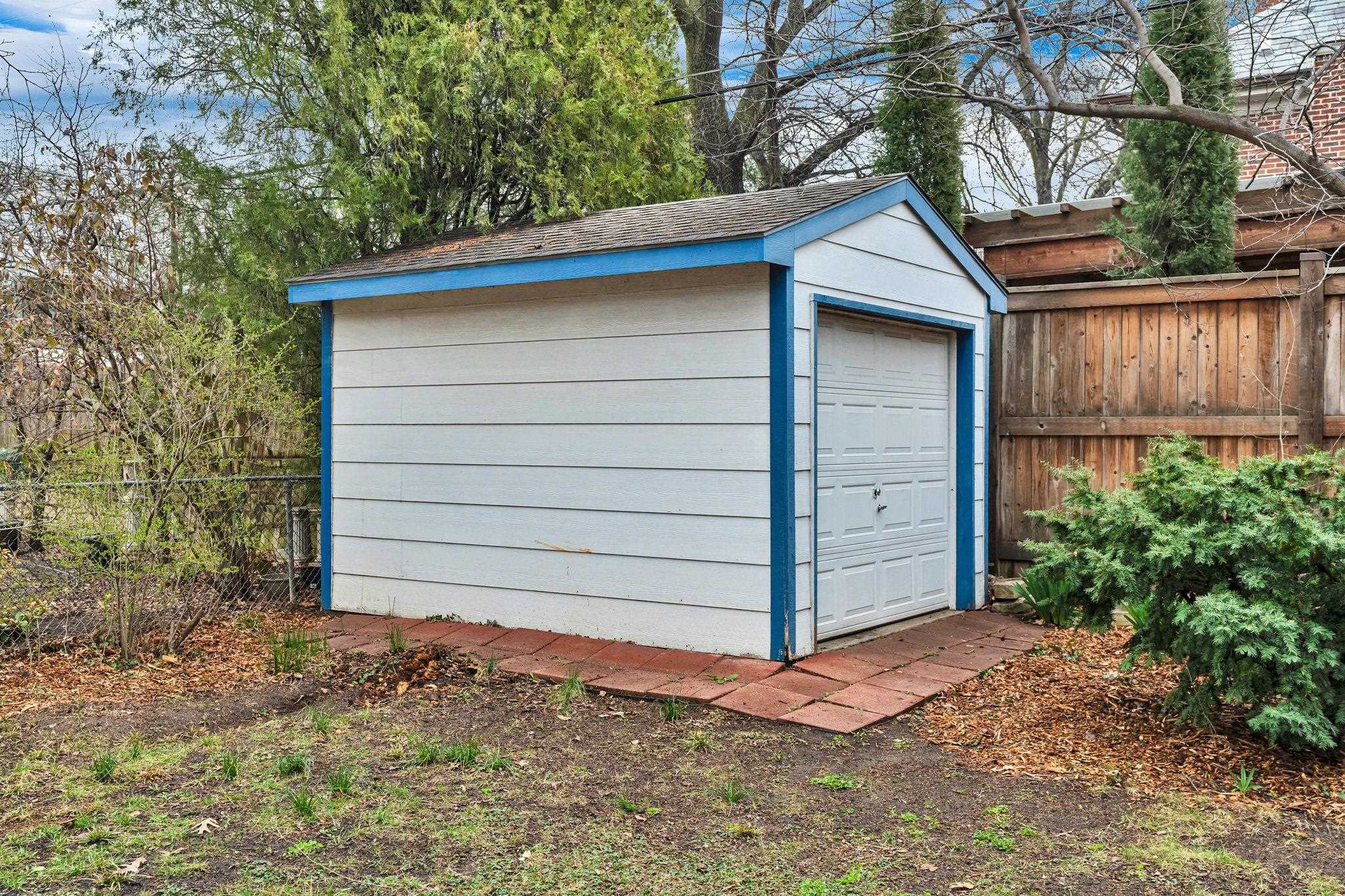 434 N Belmont Wichita KS 67208