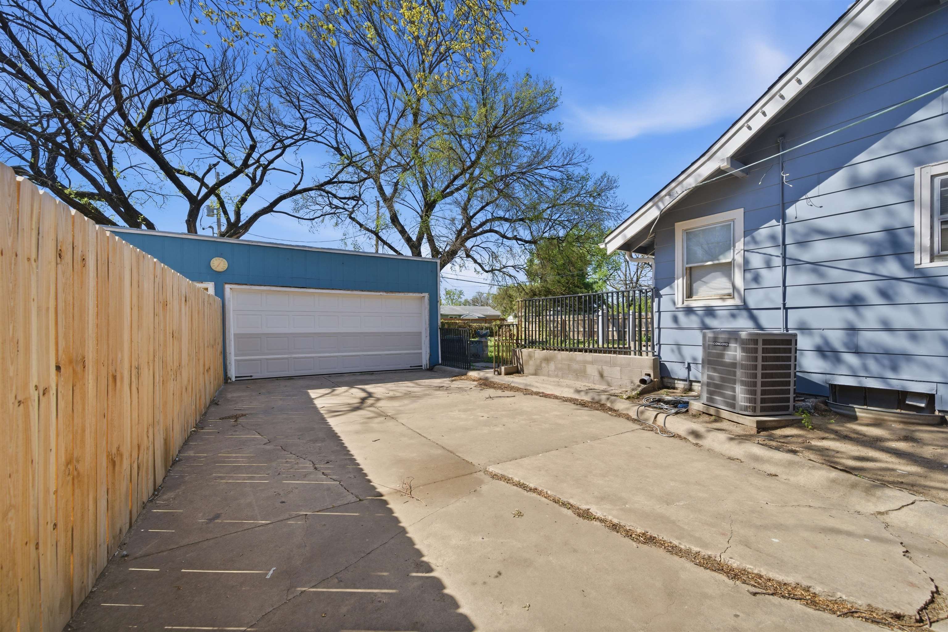 1511 W Haskell Street Wichita KS 67213