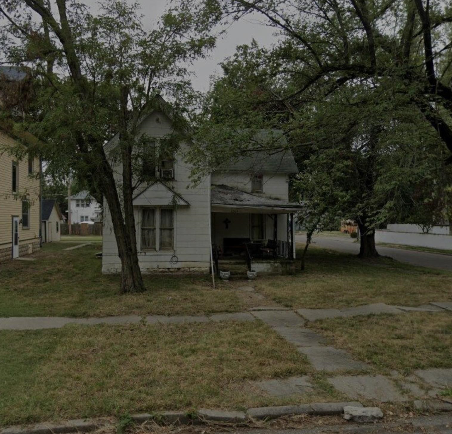 1001 E 10th Avenue Winfield KS 67156