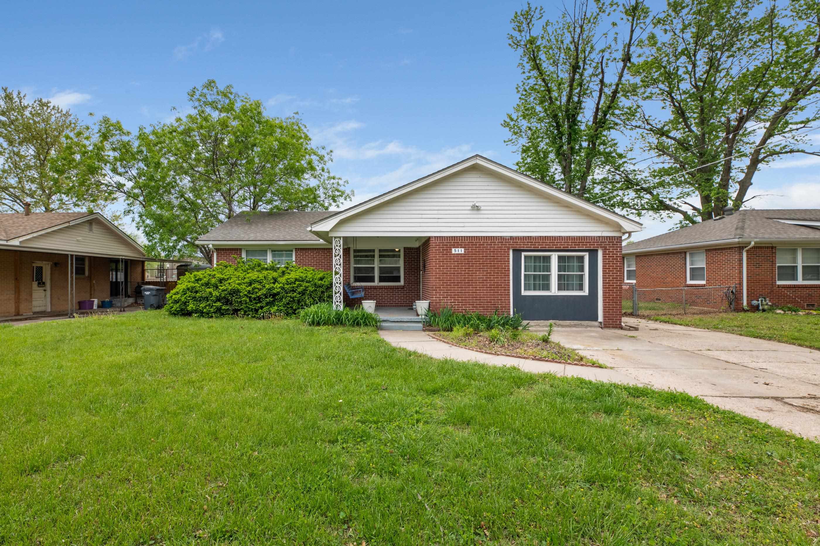 511 Anita Drive Haysville KS 67060