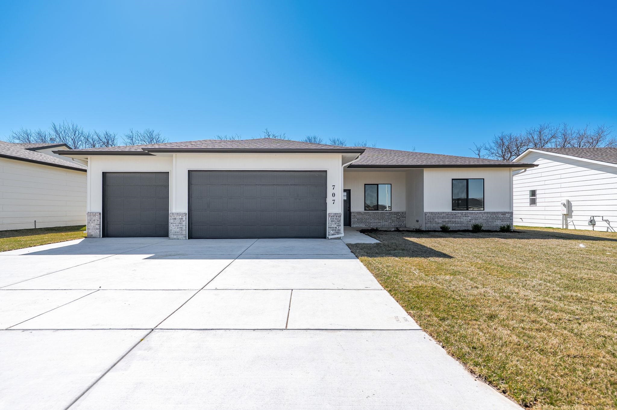 707 E Elmwood Street Park City KS 67147