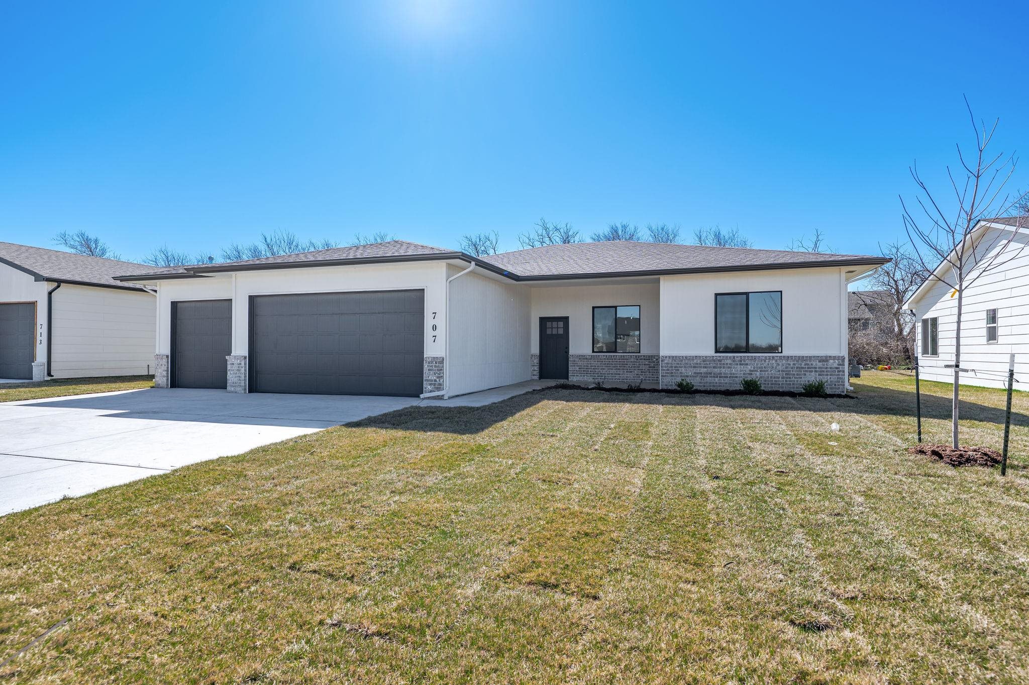 707 E Elmwood Street Park City KS 67147