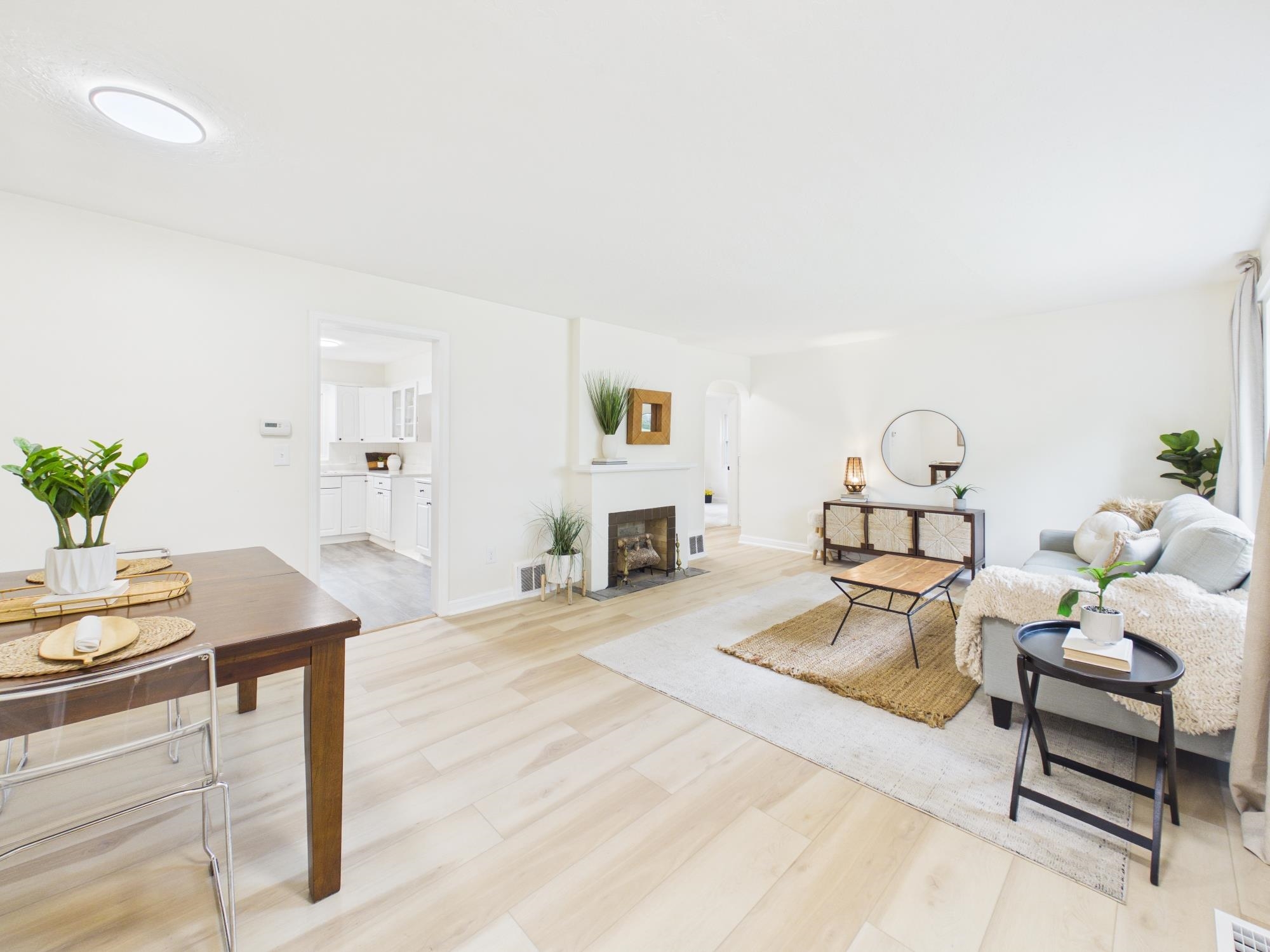 1863 S Chautauqua Wichita KS 67211