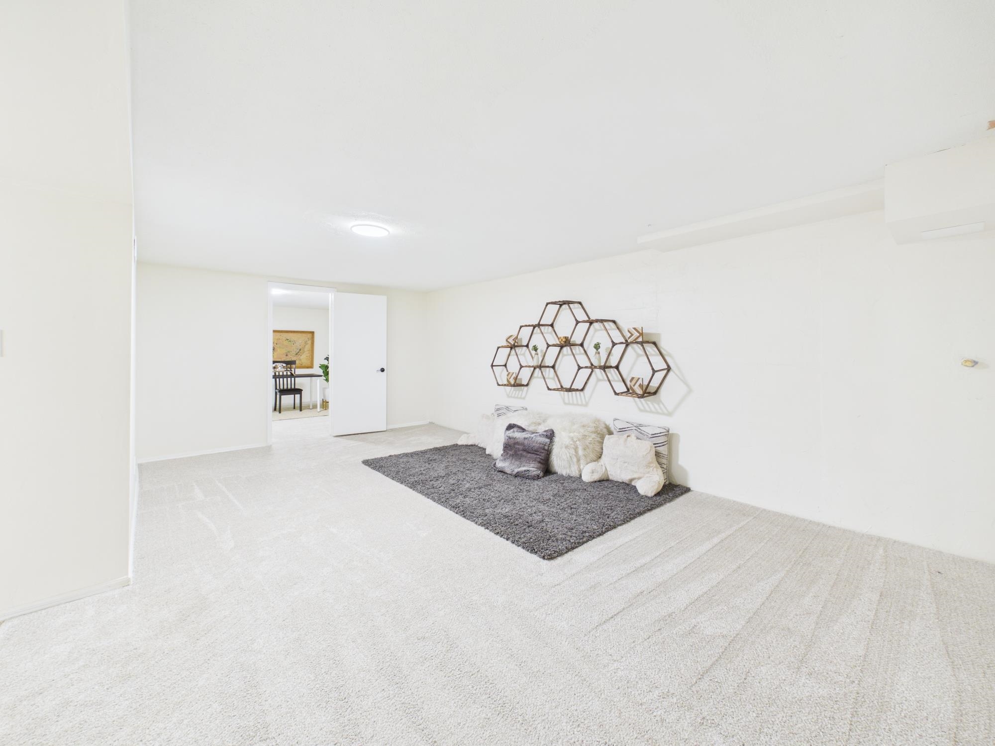1863 S Chautauqua Wichita KS 67211