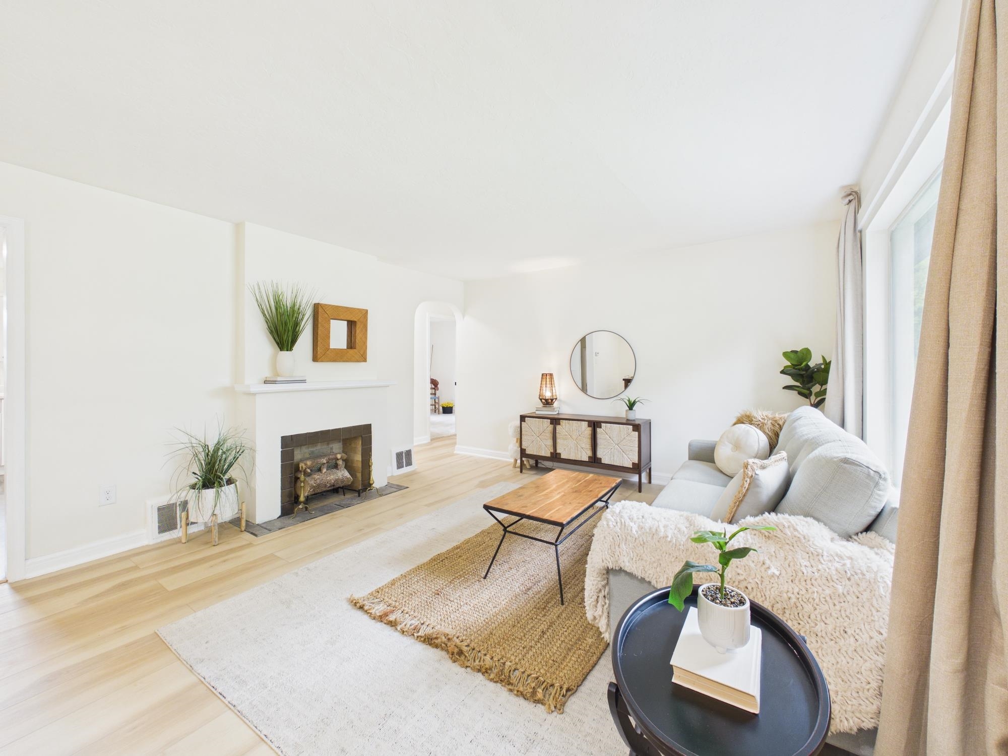 1863 S Chautauqua Wichita KS 67211
