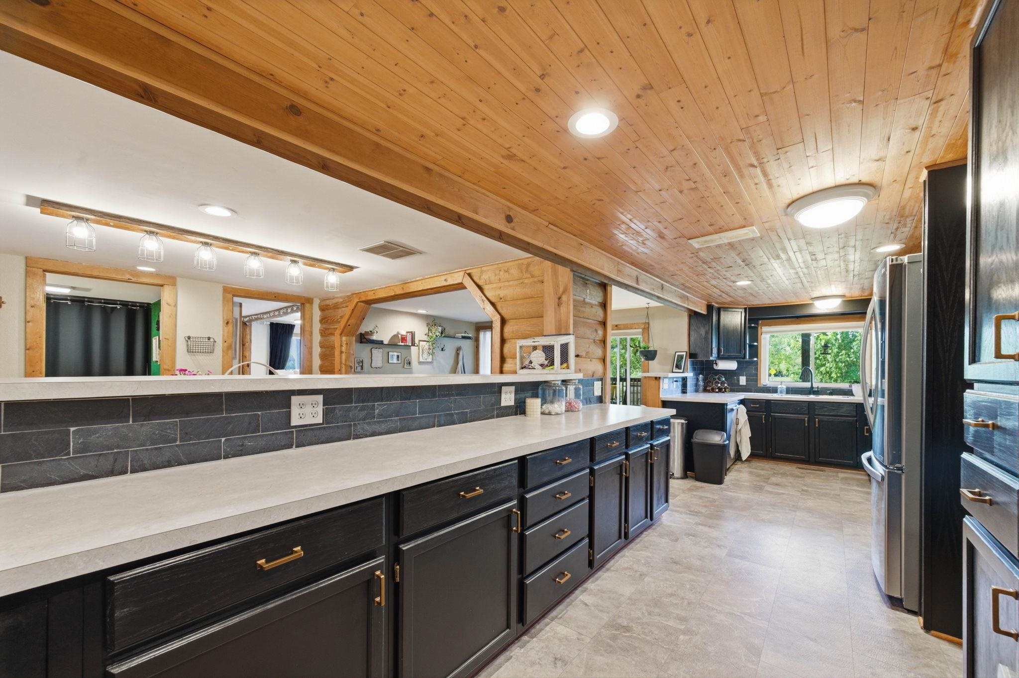 1232 E 95th Haysville KS 67060