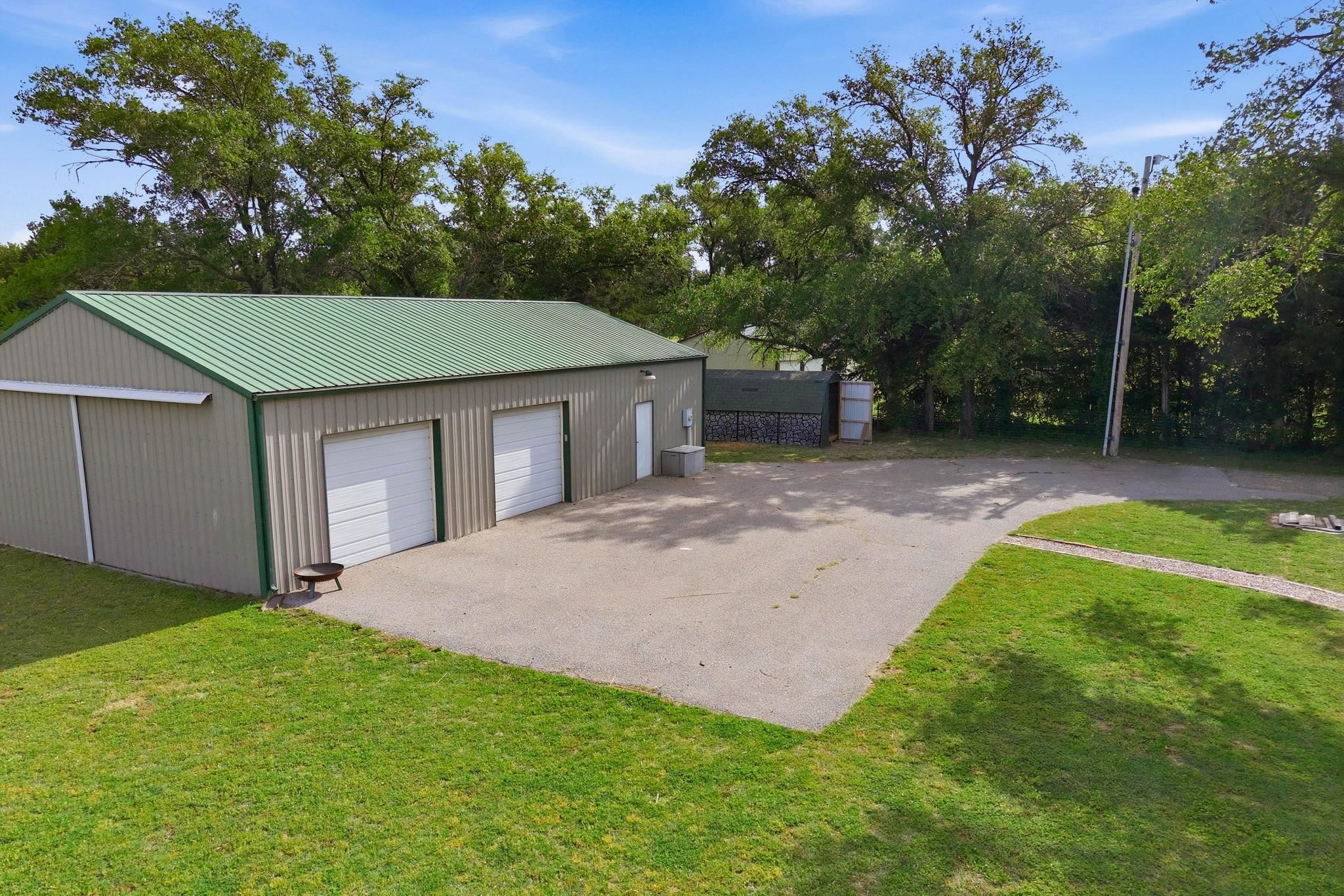 1232 E 95th Haysville KS 67060