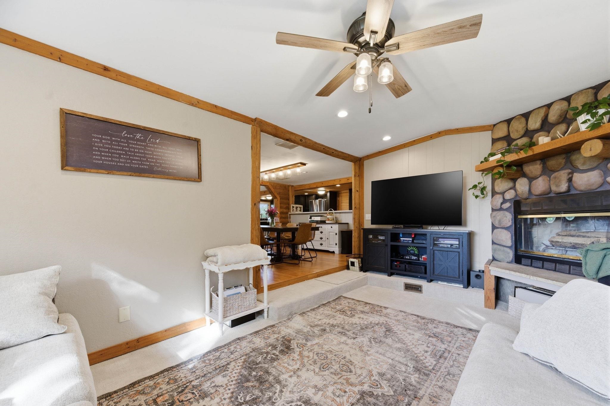 1232 E 95th Haysville KS 67060
