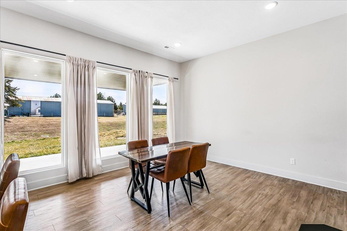 2807 E Sunnyslope Park City KS 67219