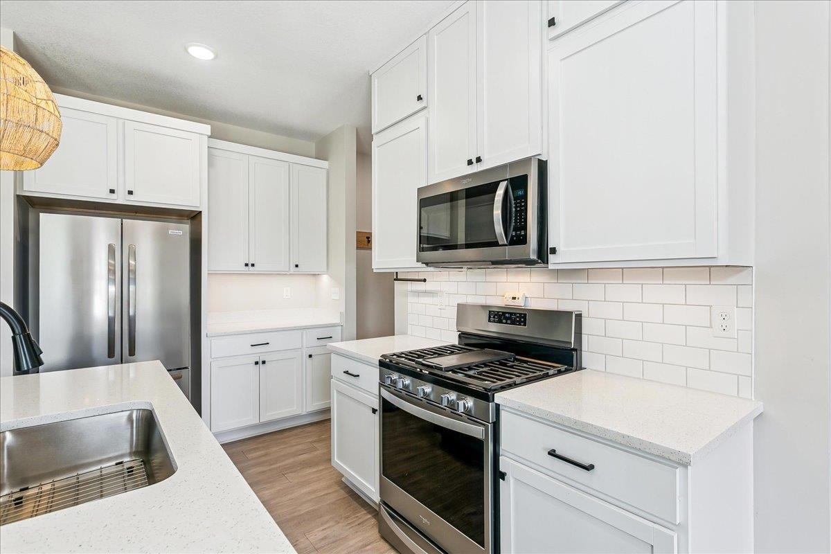 2807 E Sunnyslope Park City KS 67219
