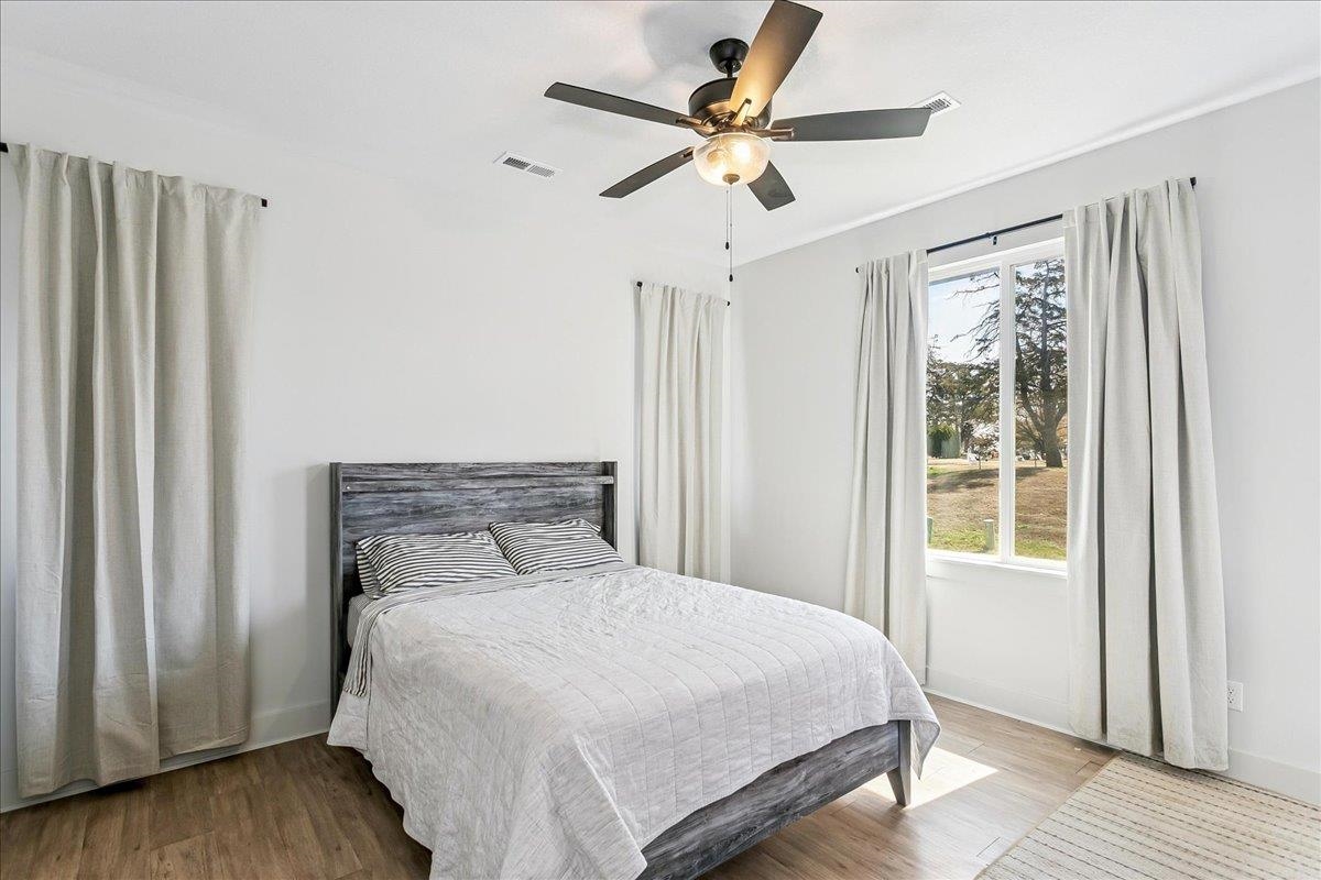 2807 E Sunnyslope Park City KS 67219