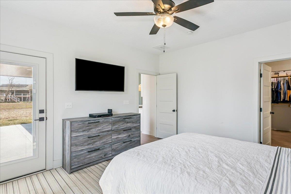 2807 E Sunnyslope Park City KS 67219
