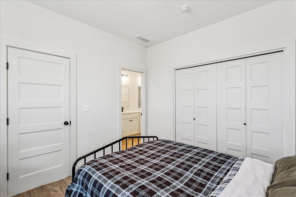 2807 E Sunnyslope Park City KS 67219