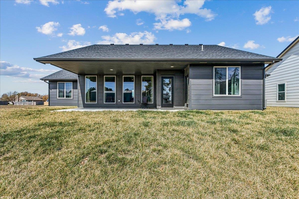 2807 E Sunnyslope Park City KS 67219